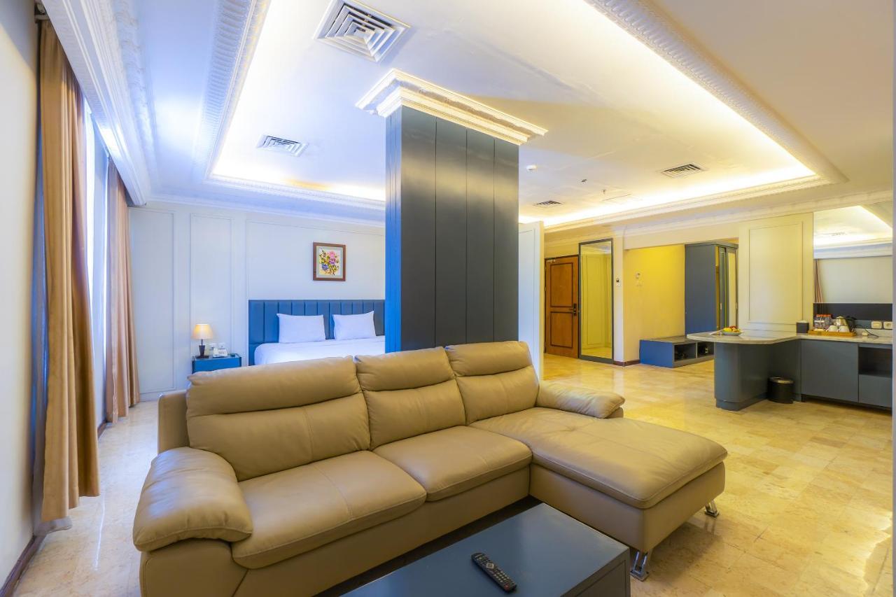 D'Salvatore Boutique Hotel Yogyakarta Maguwo Buitenkant foto