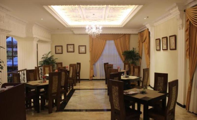 D'Salvatore Boutique Hotel Yogyakarta Maguwo Buitenkant foto