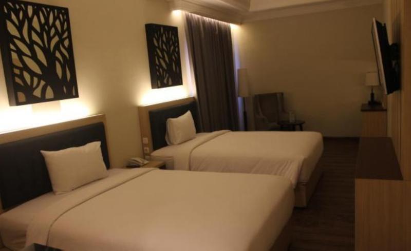 D'Salvatore Boutique Hotel Yogyakarta Maguwo Buitenkant foto